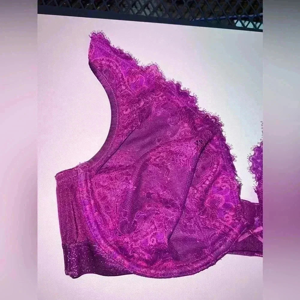 Cacique NWOT Sexy Boost Plunge Bra Womens 40D Purple Underwire Floral Lace 3Hook - Picture 3 of 14